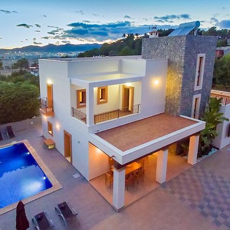 Villa Alexandra Talamanca  Ngoại thất bức ảnh