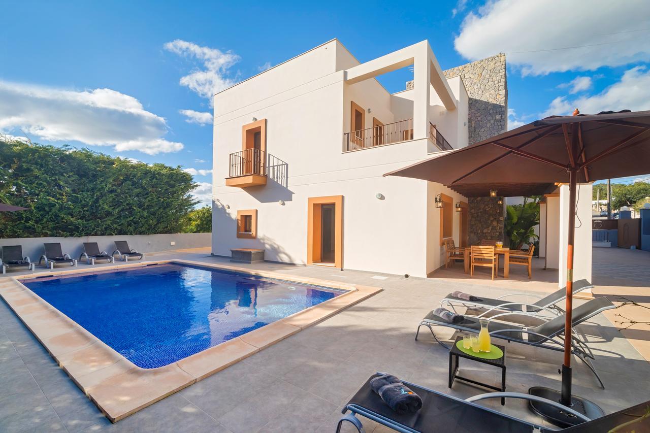 Villa Alexandra Talamanca  Ngoại thất bức ảnh