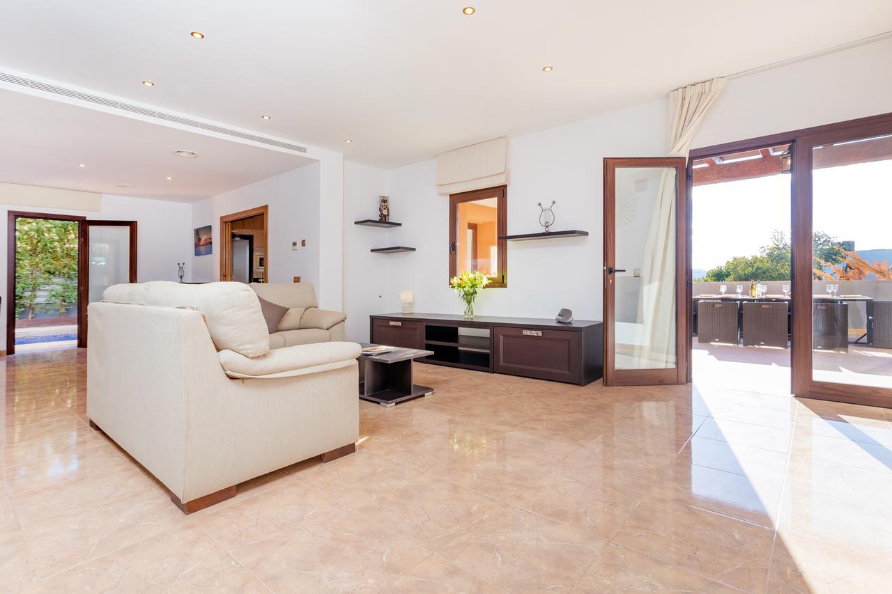 Villa Alexandra Talamanca  Ngoại thất bức ảnh
