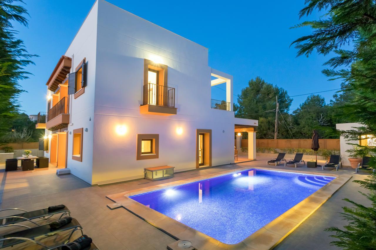 Villa Alexandra Talamanca  Ngoại thất bức ảnh