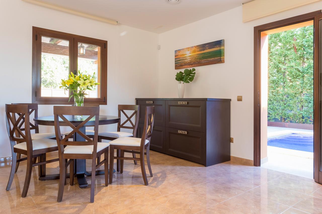 Villa Alexandra Talamanca  Ngoại thất bức ảnh